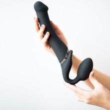 Load image into Gallery viewer, strap-on-me-vibrating-strap-on-medium-black