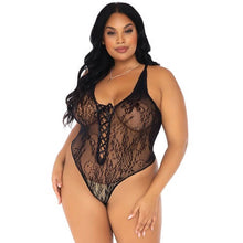 Load image into Gallery viewer, leg-avenue-plus-size-floral-lace-thong-body
